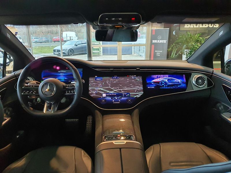 Mercedes-Benz EQE (2022) 43AMG 4MATIC - fotka 11 z 23