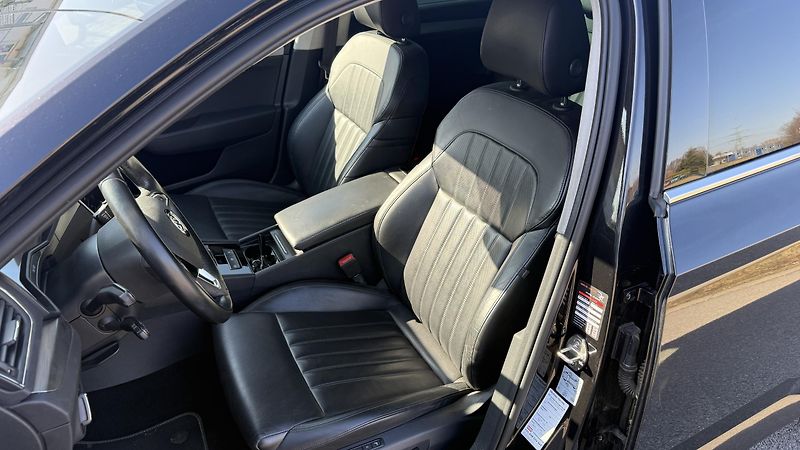 Škoda Superb (2017) 2.0TDI 110KW MANUAL 4X4  - fotka 13 z 25