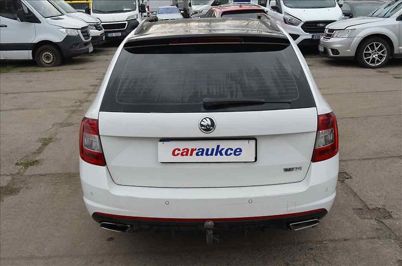 Škoda Octavia (2014) COMBI III. 2,0 TDI RS DSG - fotka 5 z 24