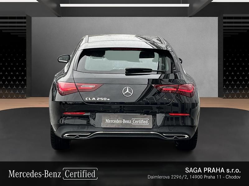 Mercedes-Benz CLA 250e Shooting Brake Progressiv - fotka 5 z 21