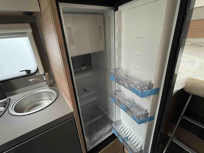 Weinsberg CaraHome (2026) 650 MEG - fotka 12 z 16