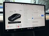 Tesla Model 3 REZERVACE - náhled 23
