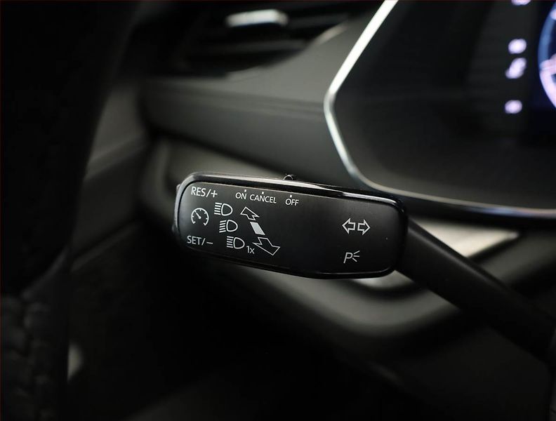 Škoda Octavia (2023) Ambition 2.0 TDI, ČR,1.maj - fotka 17 z 21