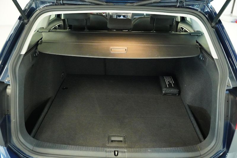 Volkswagen Golf - fotka 28 z 28