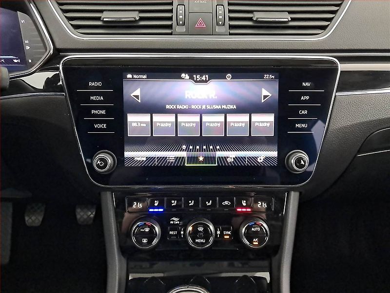 Škoda Superb (2022) Laurin&Klement 2.0 TDI - fotka 12 z 22