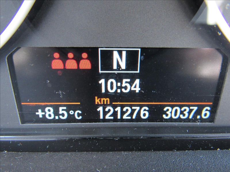 BMW X1 1,5 T sDrive 18i Manuál - fotka 14 z 32