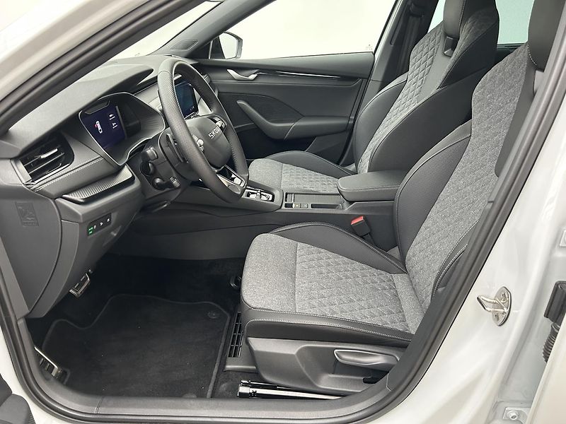Škoda Octavia 1.5 TSI SportLine - fotka 23 z 31