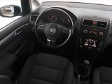 Volkswagen Touran (2011) 2.0 TDI, 7 míst, Navi - náhled 7