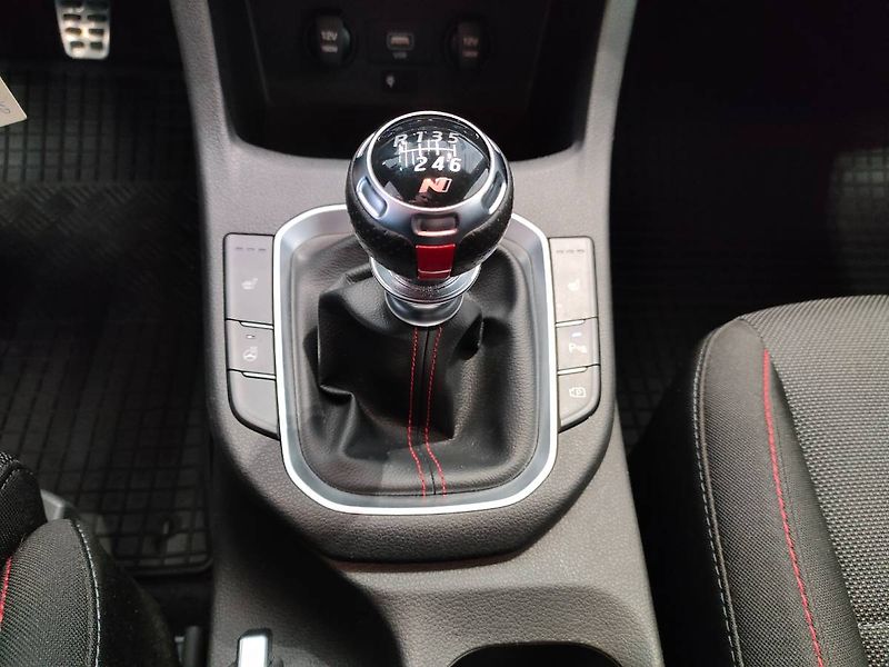 Hyundai i30 (2023) SW 1.0 T-GDI (88kW/120k) N-Lin - fotka 20 z 26
