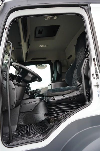 Mercedes-Benz (2019) Antos 2536 6x2 valník + HR  - fotka 11 z 18