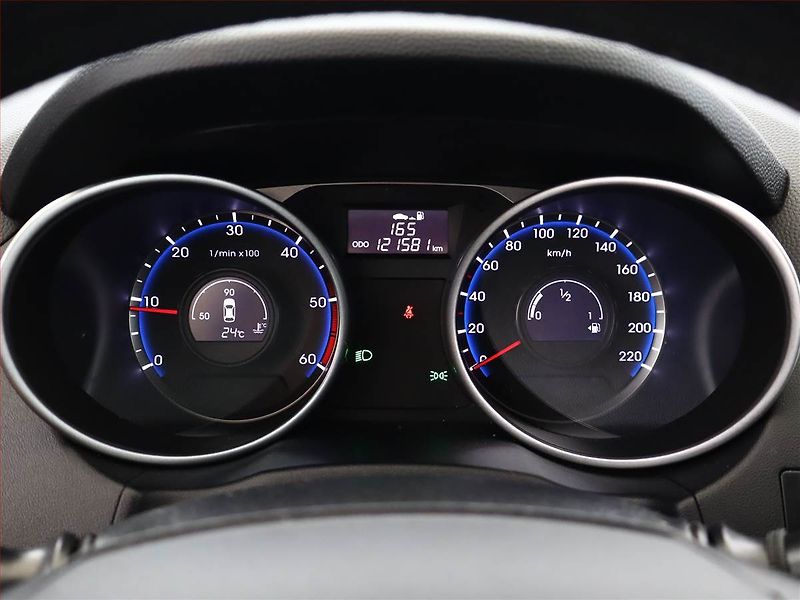 Hyundai ix35 (2014) 1.7 CRDi, Kůže, Tempomat - fotka 9 z 16