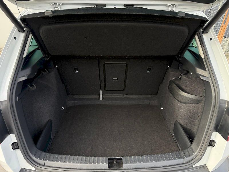 Škoda Karoq (2021) 1.5 TSI 110 kW DSG Style Plus - fotka 25 z 26