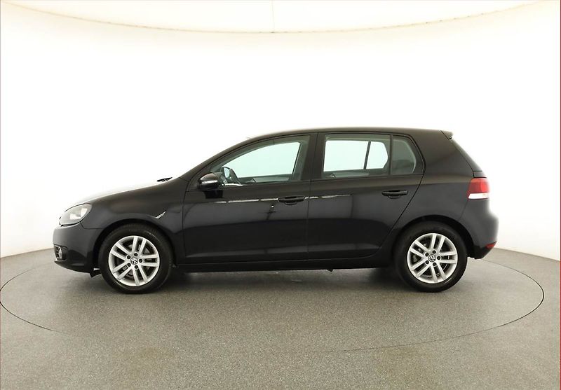Volkswagen Golf (2010) 1.6 TDI, Tempomat - fotka 3 z 15