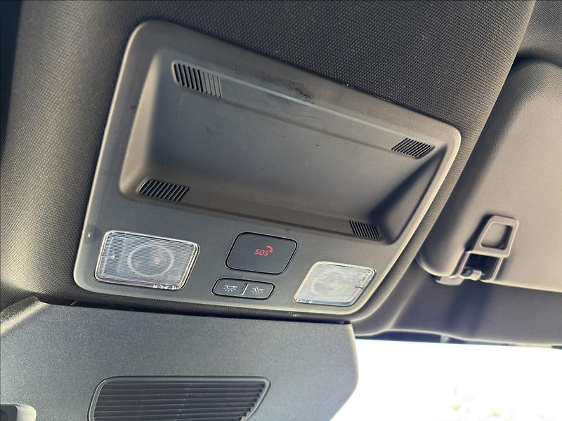 Ford Kuga 2,5 HEV ST-Line X132kW AUT - fotka 45 z 46
