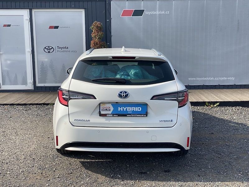 Toyota Corolla 1.8HSD, ČR-1m, ComTech, DPH - fotka 6 z 16