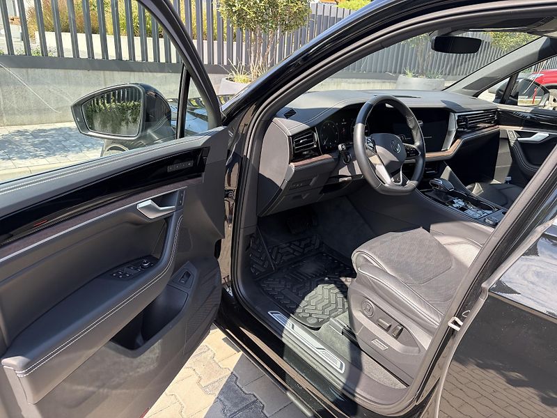Volkswagen Touareg (2024) - fotka 10 z 13