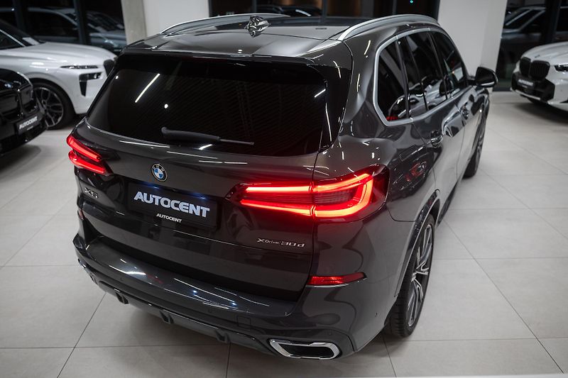 BMW X5 (2021) 30D XDRIVE 210KW M-Paket - fotka 9 z 38