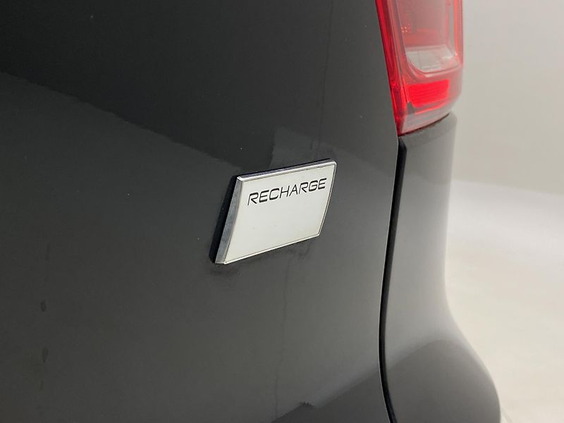 Volvo XC40 PURE ELECTRIC RECHARGE PLUS - fotka 32 z 51