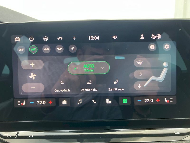 Škoda Octavia (2024) TOP SELEC TD 110/2.0 A7F - fotka 19 z 32
