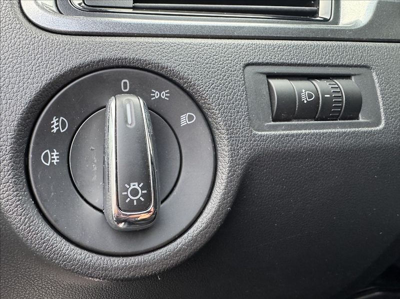 Škoda Rapid 1,2 TSI,63kW,tažné,1.maj.,ČR - fotka 25 z 50