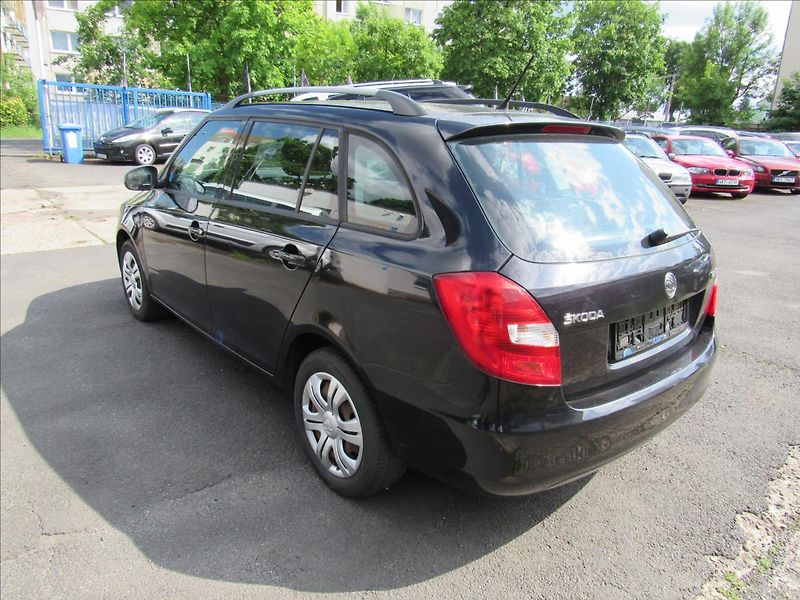 Škoda Fabia 1,2 TSi 63kW Combi - fotka 4 z 31