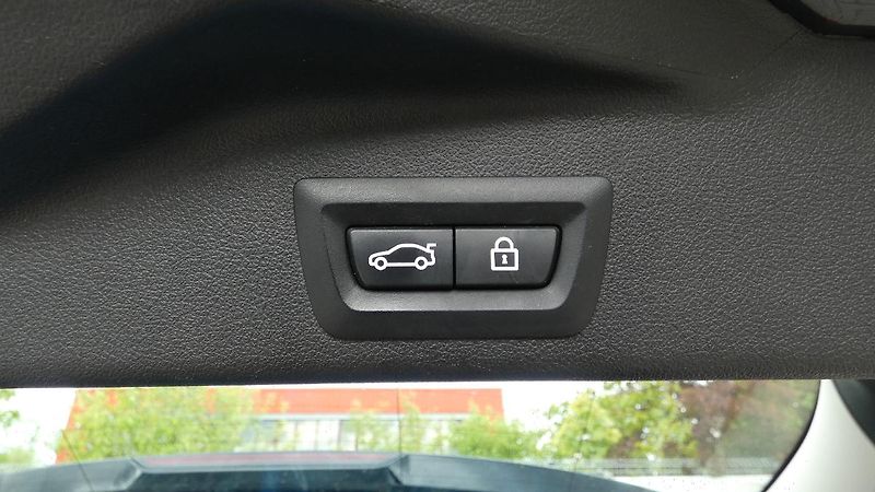BMW X5 xDrive 45e - fotka 20 z 24