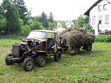 Šestikolka je složena ze tří aut, Trabantu, Škodovky a rumunského automobilu ARO.