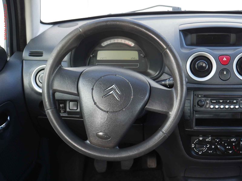Citroën C3 (2007) 1.1i, ČR, AC. TZ - fotka 13 z 15