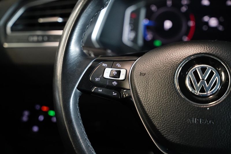 Volkswagen Tiguan Allspace - fotka 16 z 30