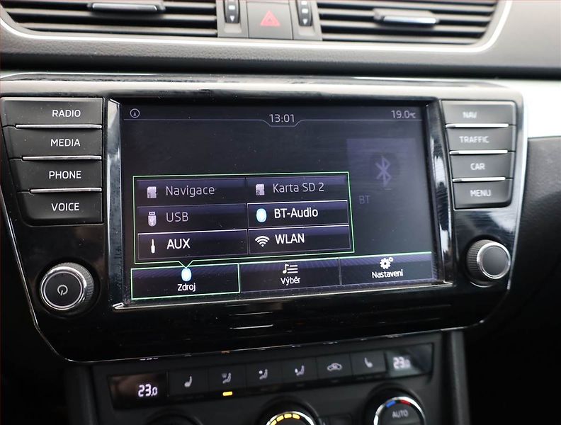 Škoda Superb (2017) 2.0 TDI, Automat, Navi - fotka 12 z 20