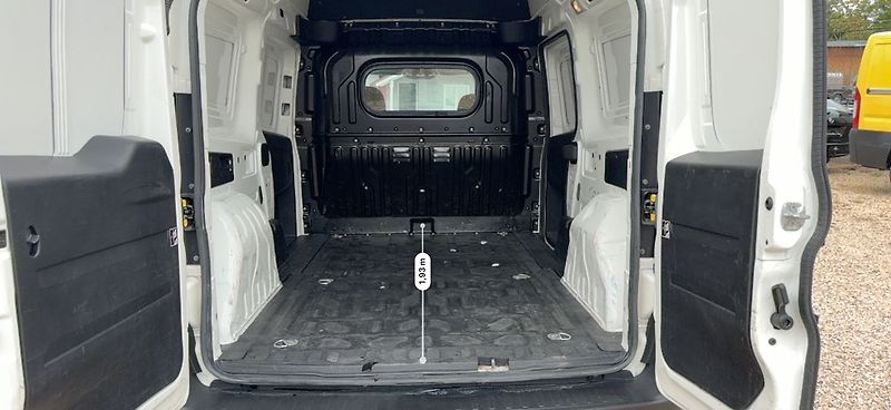 Fiat Dobló 1.6MTJ *77kW*1.Maj*Prav.Servis - fotka 6 z 26