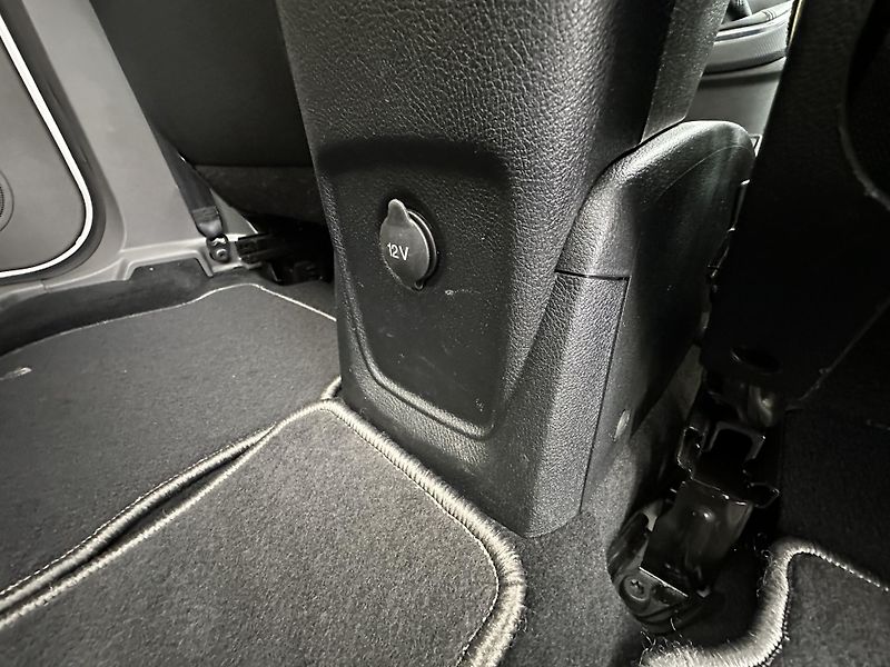 Ford Tourneo Connect (2018) 1.5/88kW* 7.Míst * 1.Maj. - fotka 35 z 50