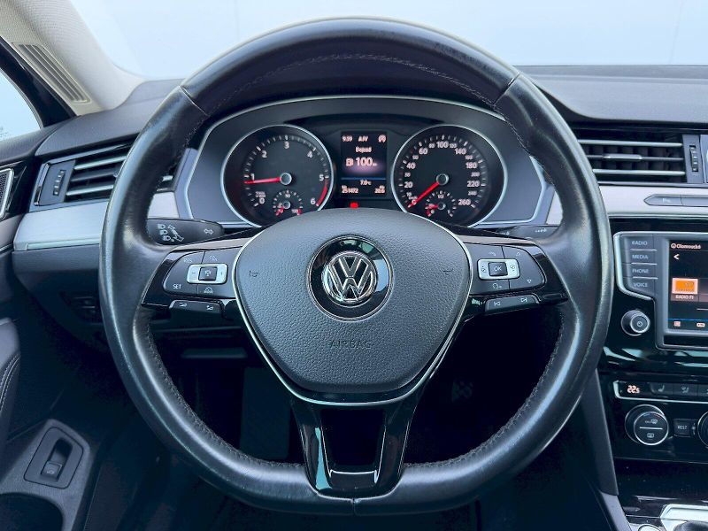 Volkswagen Passat (2016) 2.0 TDI 110kW HighLine - fotka 8 z 35