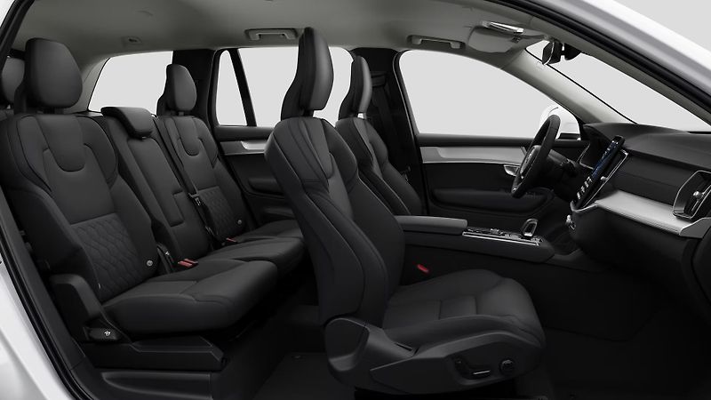 Volvo XC90 (2026) B5 AWD AUT CORE 7míst - fotka 4 z 13