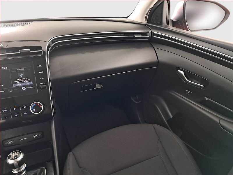 Hyundai Tucson (2021) 1.6 T-GDI - fotka 8 z 16