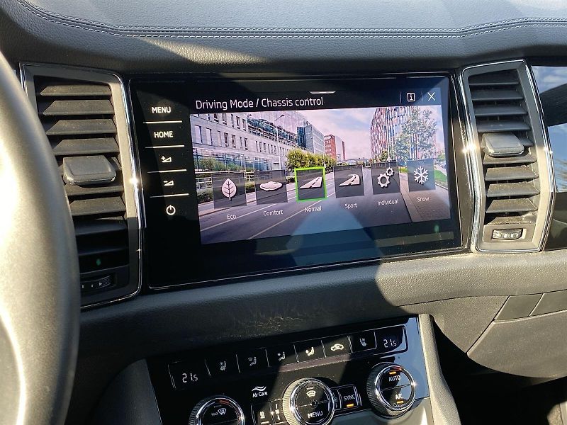 Škoda Kodiaq (2022) 2.0 TDI 4x4 DSG L&K - fotka 12 z 38