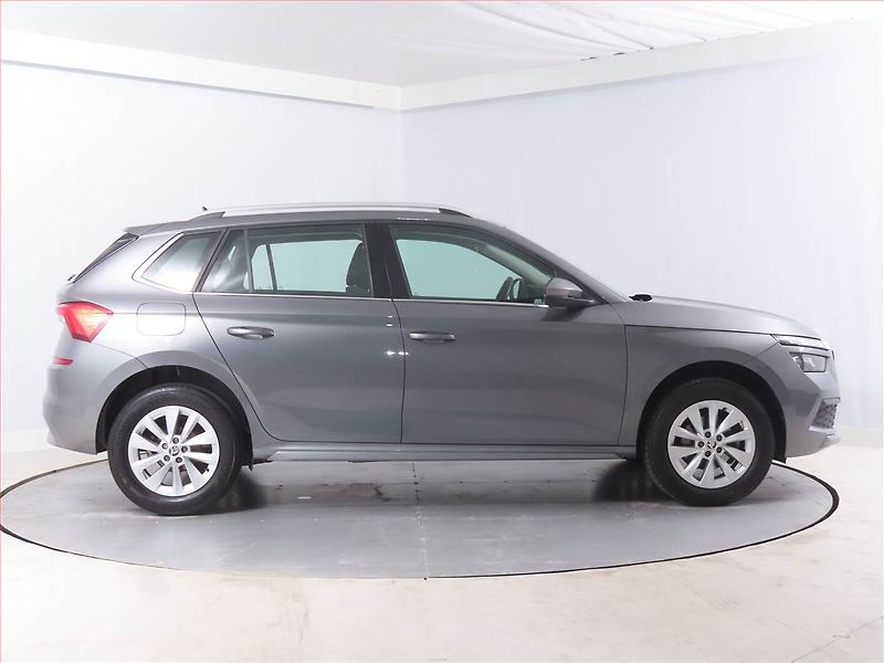Škoda Kamiq (2023) 1.5 TSI - fotka 6 z 15
