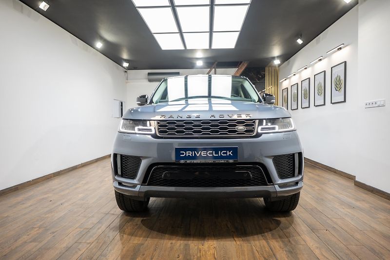 Land Rover Range Rover Sport (2019) SDV6 3.0 183 kW - fotka 2 z 48