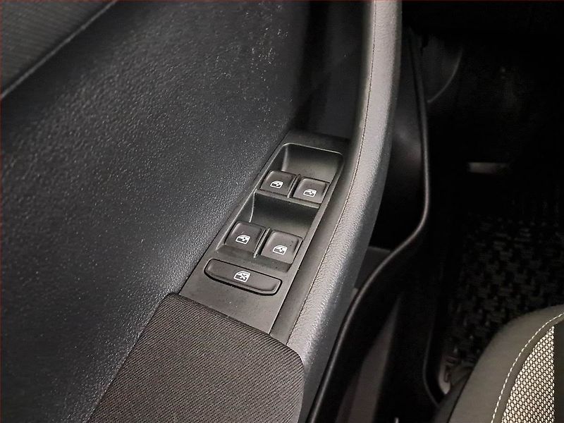Škoda Fabia (2017) Ambition 1.0, ČR,1.maj - fotka 16 z 16