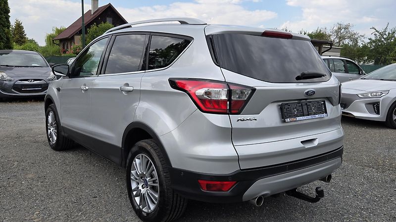 Ford Kuga 2.0TDCIi TITANIUM  110KW 1MAJ. - fotka 10 z 43