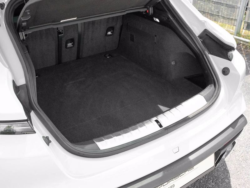Porsche Taycan 4S Cross Turismo BOSE Matrix - fotka 23 z 23