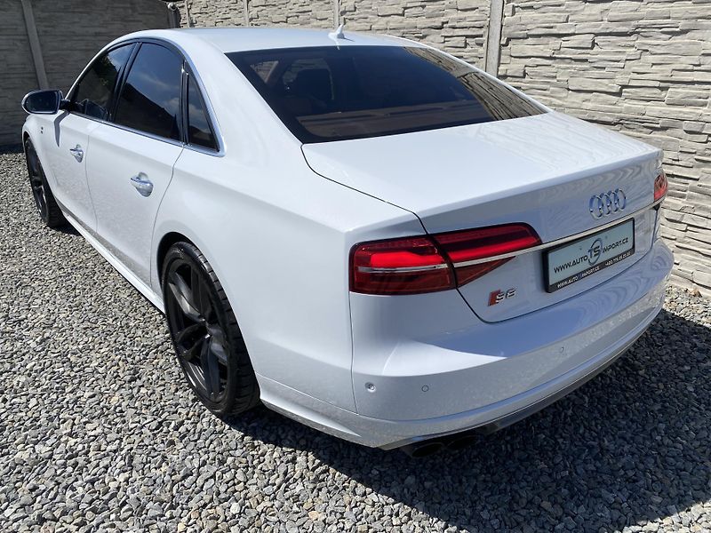 Audi A8 S8 4.0i V8 520PS CZ DPH EXTRA! - fotka 3 z 176