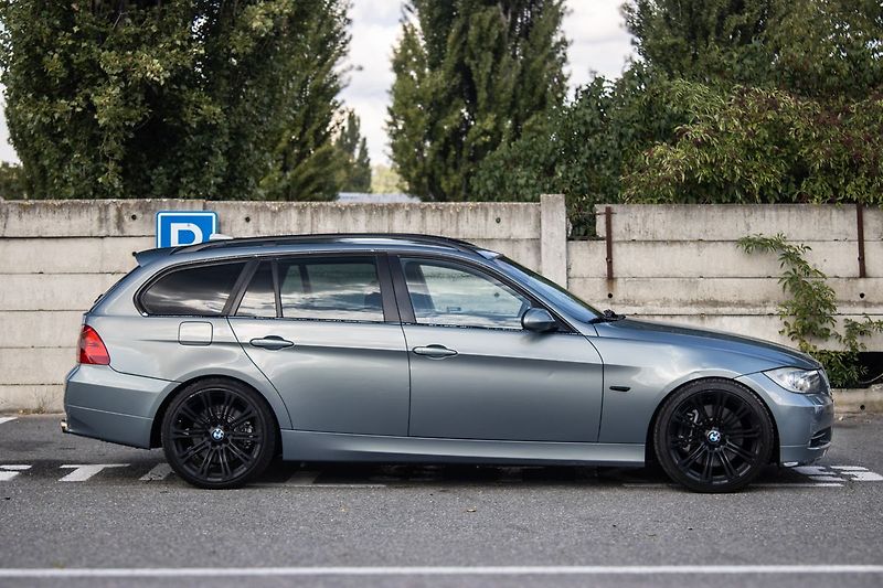 BMW Řada 3 - fotka 4 z 27