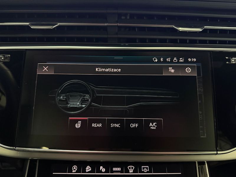 Audi Q7 50 TDI QUATTRO S-LINE, WEBASTO - fotka 24 z 35
