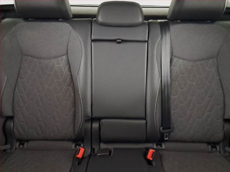 Volkswagen Tiguan (2025) 1.5 eHybrid - fotka 10 z 22