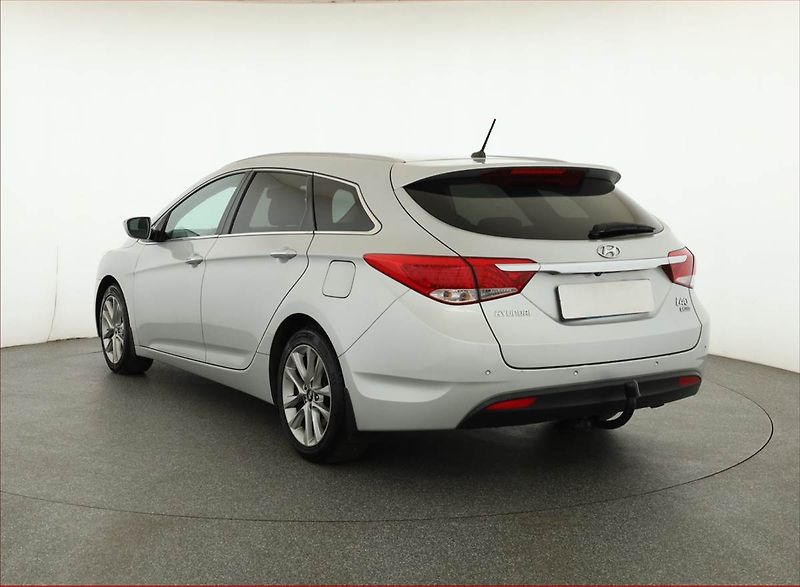 Hyundai i40 (2014) 1.7 CRDi, Serv.kniha, Tempomat - fotka 4 z 18