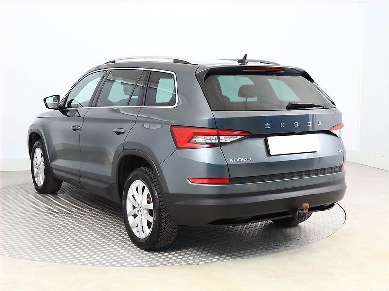 Škoda Kodiaq (2019) Style 2.0 TSI - fotka 4 z 21