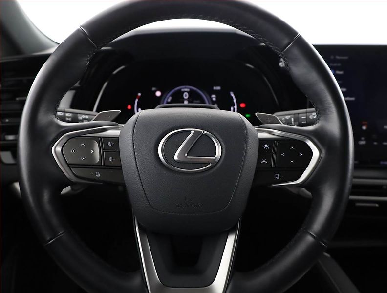 Lexus RX 400h (2024) 350h - fotka 8 z 20