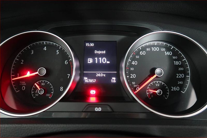 Volkswagen Golf (2017) Comfortline 1.4 TSI - fotka 11 z 19