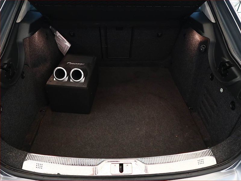 Škoda Superb (2010) 2.0 TDI, Automat, Tempomat - fotka 14 z 17